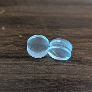 Clear 20mm Resin Plugs AS IS